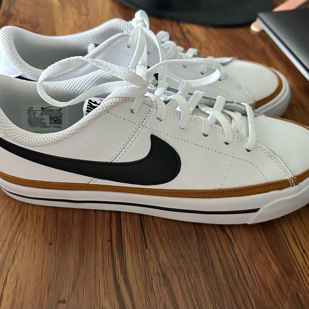 Nike Court Legacy Shoes